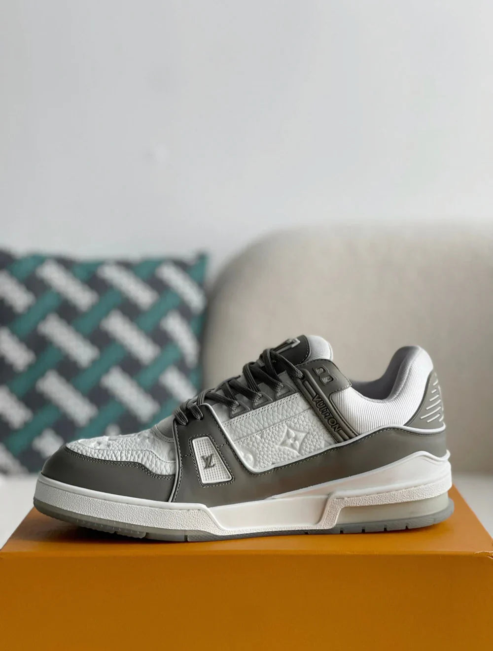 LOUIS VUITTON TRAINER